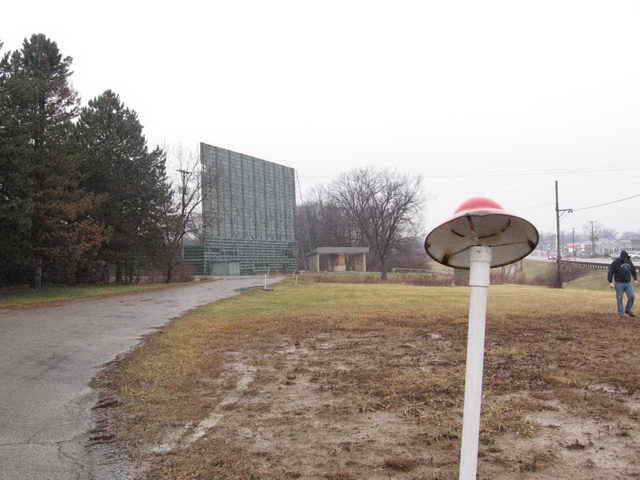 Park Layne 69 Drive-In - 2006 Photo (newer photo)